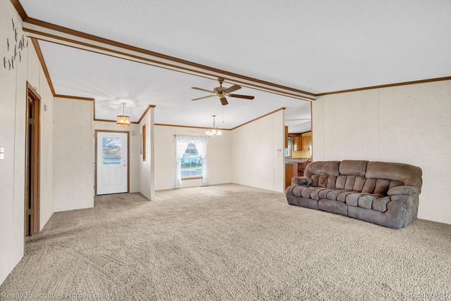 4333 24th Avenue 80, Fort Gratiot Charter Township, MI 48059