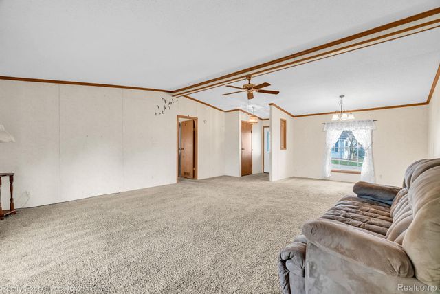 4333 24th Avenue 80, Fort Gratiot Charter Township, MI 48059