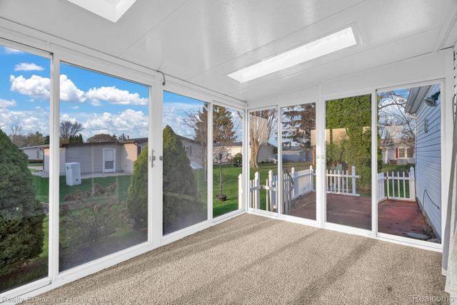 4333 24th Avenue 80, Fort Gratiot Charter Township, MI 48059