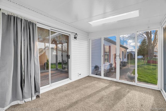 4333 24th Avenue 80, Fort Gratiot Charter Township, MI 48059