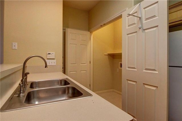 2920 Thrushwood DR B, Austin, TX 78757