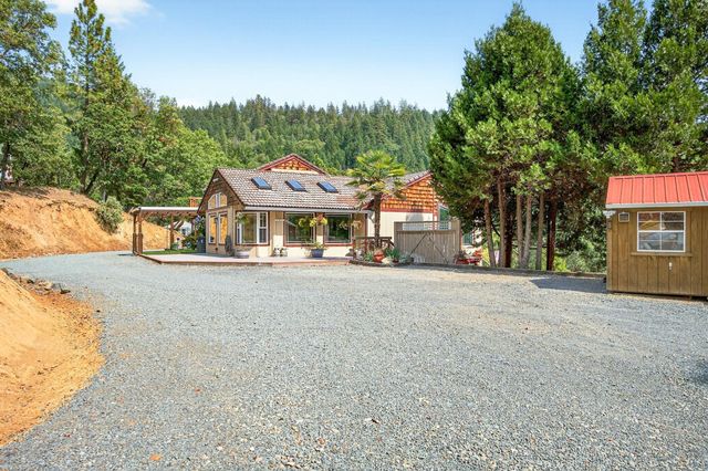 900 Rancho Vista Drive, Grants Pass, OR 97526