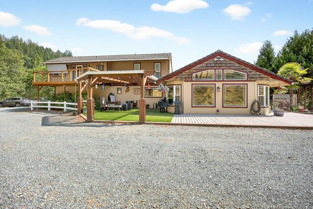 900 Rancho Vista Drive, Grants Pass, OR 97526