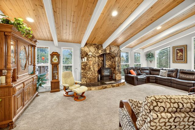 900 Rancho Vista Drive, Grants Pass, OR 97526