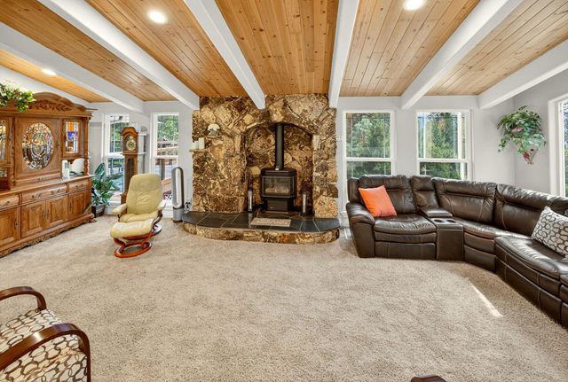 900 Rancho Vista Drive, Grants Pass, OR 97526