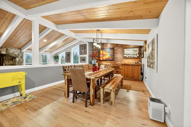 900 Rancho Vista Drive, Grants Pass, OR 97526