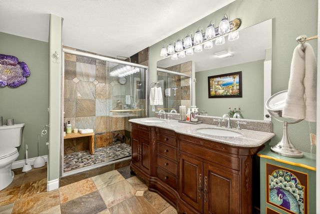 900 Rancho Vista Drive, Grants Pass, OR 97526