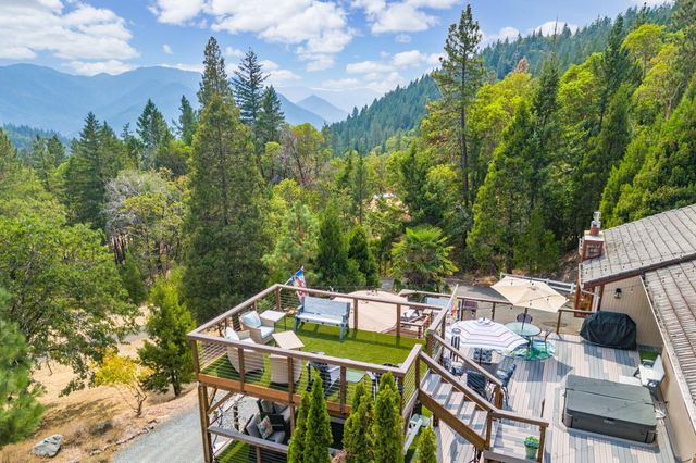 900 Rancho Vista Drive, Grants Pass, OR 97526