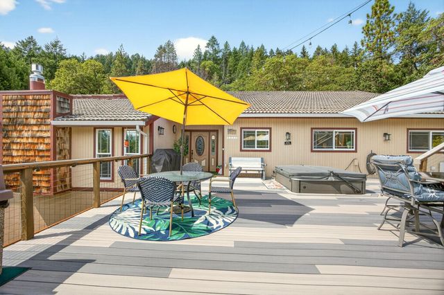 900 Rancho Vista Drive, Grants Pass, OR 97526