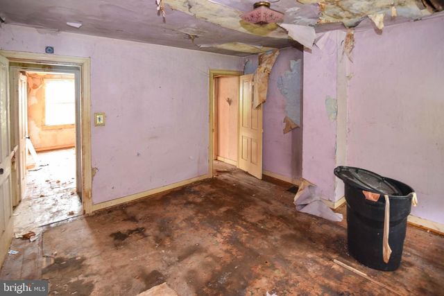 3914 ELM AVE, Baltimore, MD 21211
