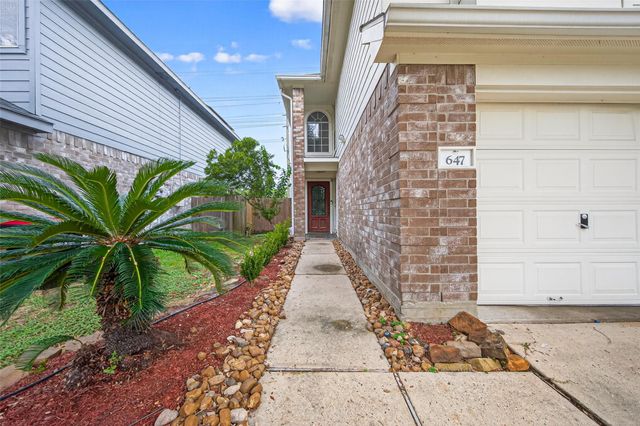 647 Hollandbridge Lane, Houston, TX 77073