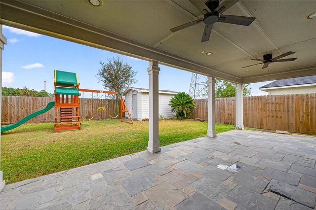 647 Hollandbridge Lane, Houston, TX 77073