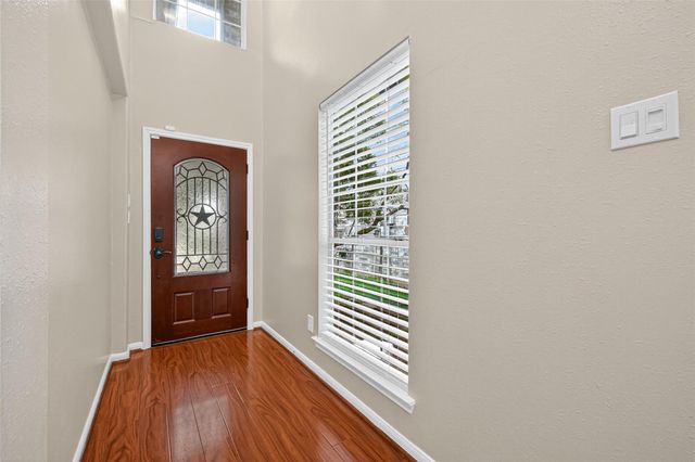 647 Hollandbridge Lane, Houston, TX 77073