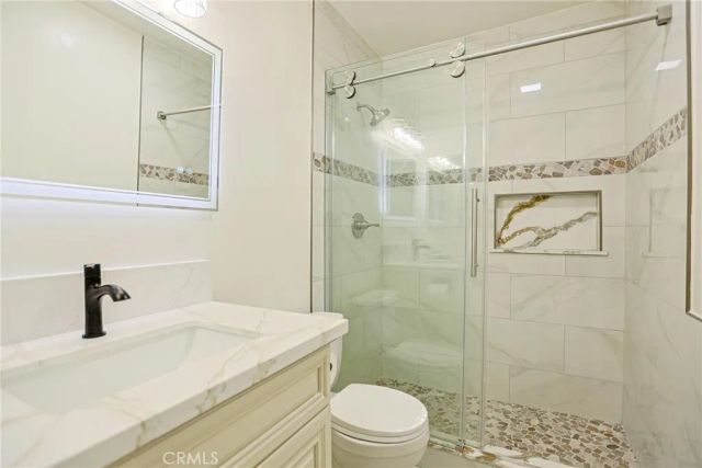 4109 W 5th F2, Santa Ana, CA 92703