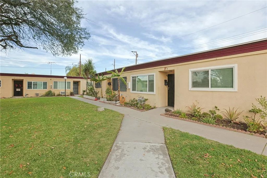 4109 W 5th F2, Santa Ana, CA 92703