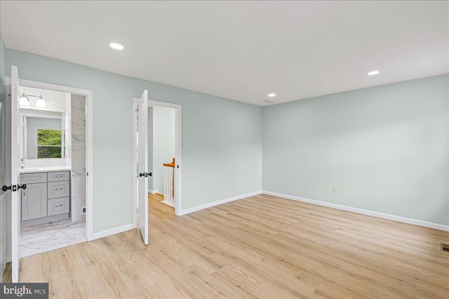 6202 RED HAVEN DR, Marlton, NJ 08053