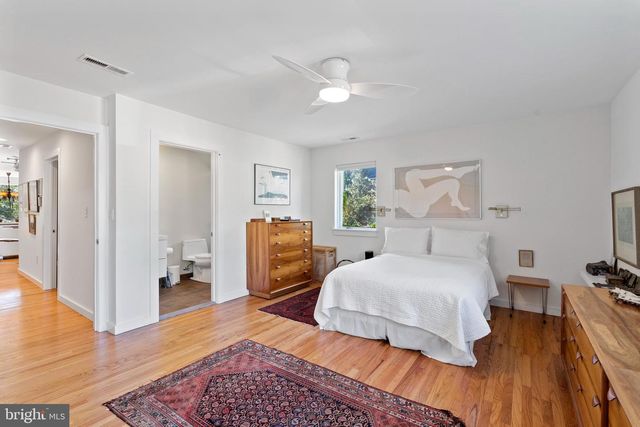 7725 CREFELD ST, Philadelphia, PA 19118