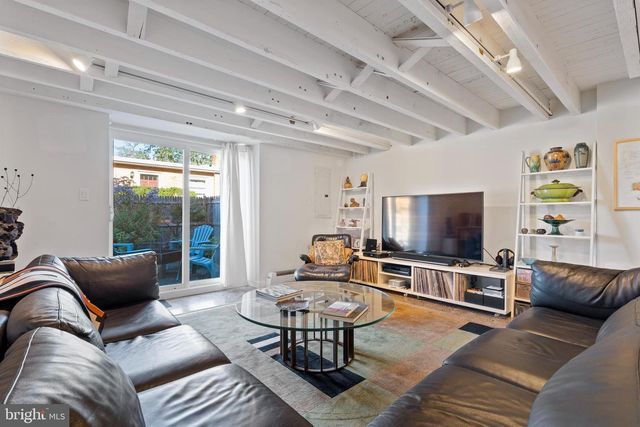 7725 CREFELD ST, Philadelphia, PA 19118