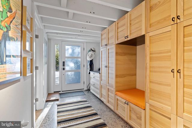 7725 CREFELD ST, Philadelphia, PA 19118