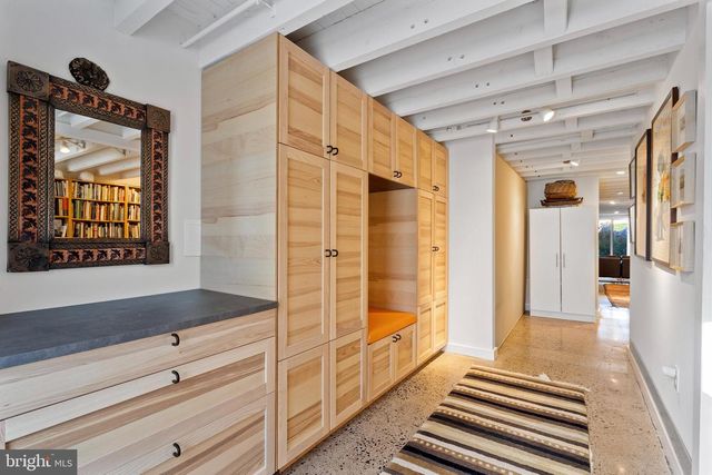 7725 CREFELD ST, Philadelphia, PA 19118