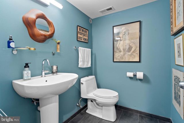 7725 CREFELD ST, Philadelphia, PA 19118