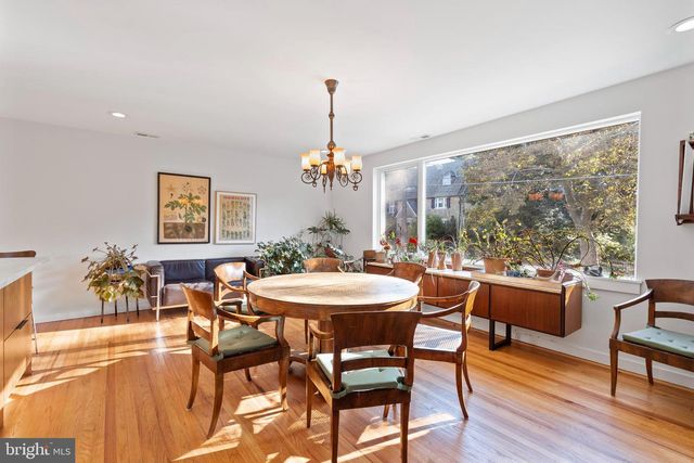 7725 CREFELD ST, Philadelphia, PA 19118