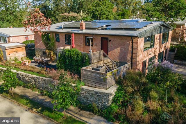 7725 CREFELD ST, Philadelphia, PA 19118