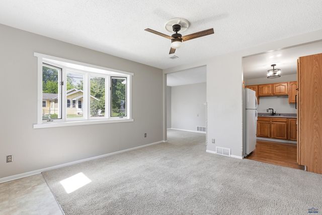 320 BASHAM RD, Rapid City, SD 57702