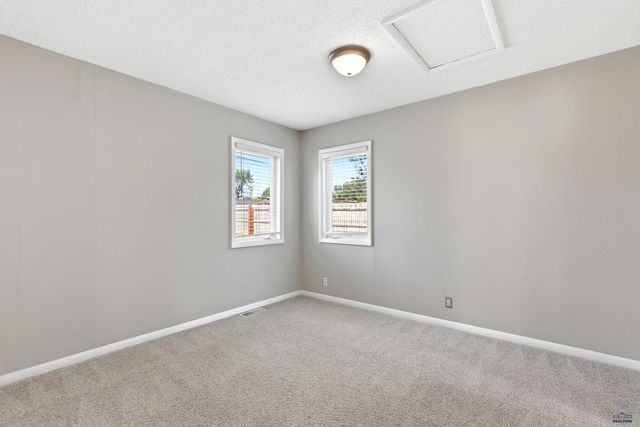 320 BASHAM RD, Rapid City, SD 57702