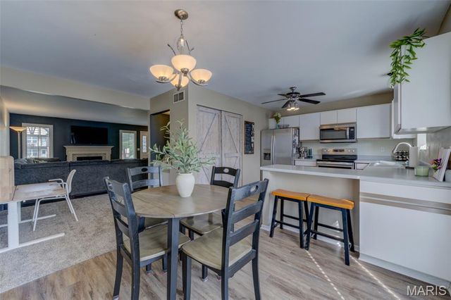 3207 Sherman Park Drive 2D, St Charles, MO 63303
