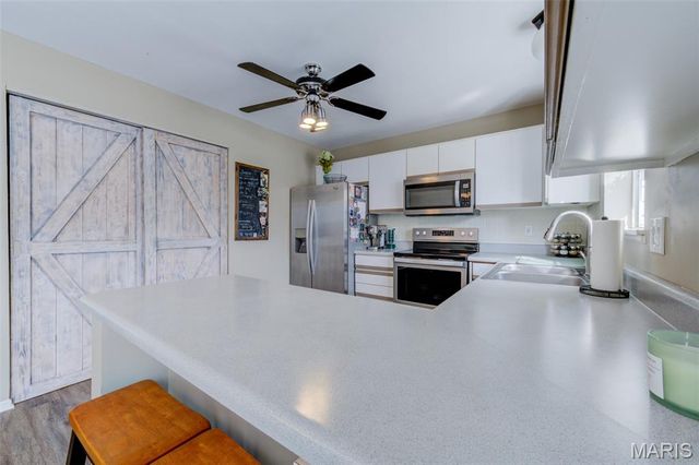 3207 Sherman Park Drive 2D, St Charles, MO 63303