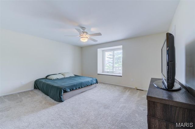 3207 Sherman Park Drive 2D, St Charles, MO 63303