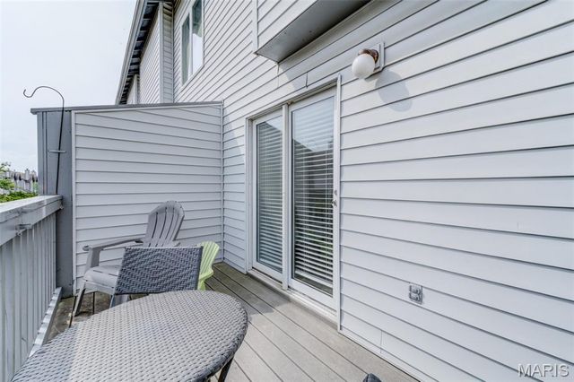 3207 Sherman Park Drive 2D, St Charles, MO 63303