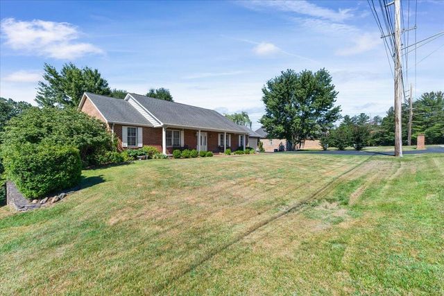 316 Polar LN, Salem, VA 24153