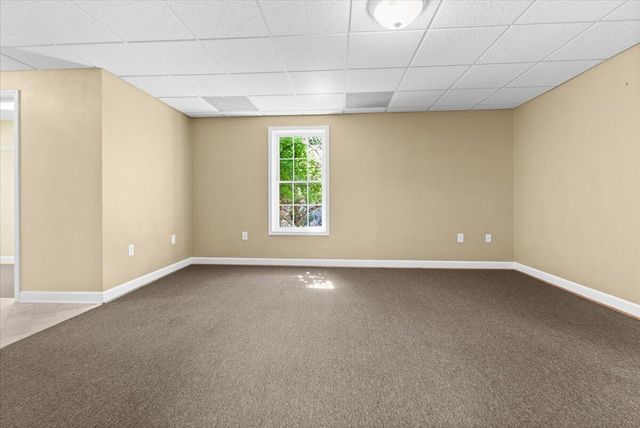 316 Polar LN, Salem, VA 24153