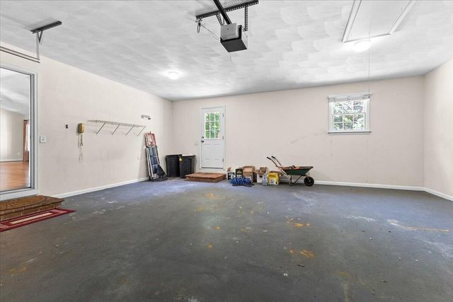 316 Polar LN, Salem, VA 24153