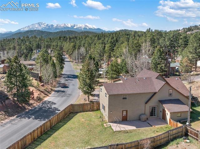 400 Hillcrest Street, Woodland Park, CO 80863