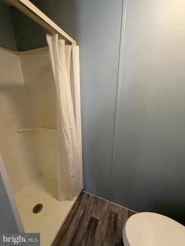 300 SILVER RUN RD, Millville, NJ 08332