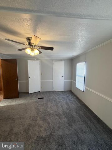 300 SILVER RUN RD, Millville, NJ 08332