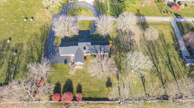 111 Stonehedge Terrace, Monticello, KY 42633