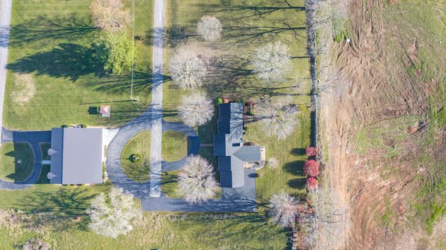 111 Stonehedge Terrace, Monticello, KY 42633