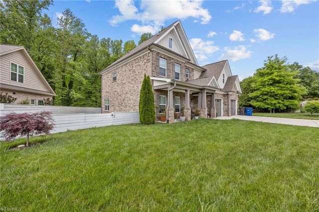 420 Burkes Crossing Drive, Winston-salem, NC 27104