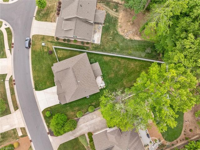 420 Burkes Crossing Drive, Winston-salem, NC 27104