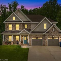420 Burkes Crossing Drive, Winston-salem, NC 27104