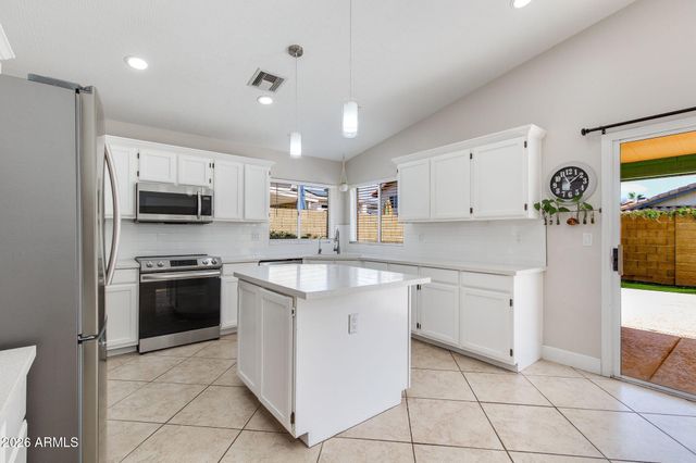 4041 W AVENIDA DEL SOL Avenue, Glendale, AZ 85310