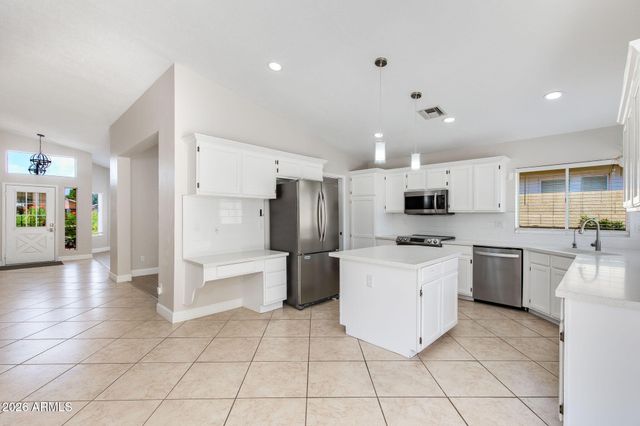 4041 W AVENIDA DEL SOL Avenue, Glendale, AZ 85310