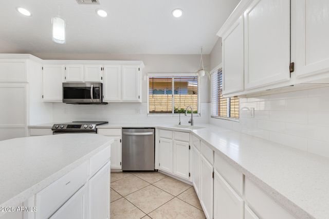 4041 W AVENIDA DEL SOL Avenue, Glendale, AZ 85310