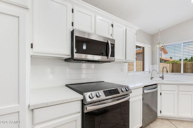 4041 W AVENIDA DEL SOL Avenue, Glendale, AZ 85310