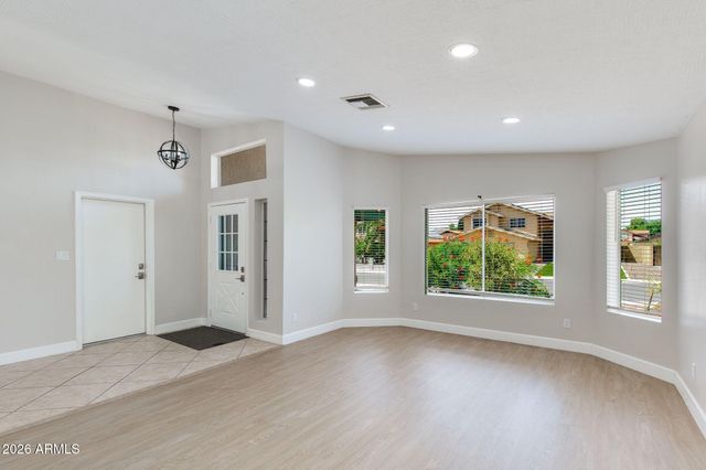 4041 W AVENIDA DEL SOL Avenue, Glendale, AZ 85310