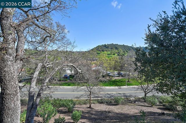 4372 Terra Granada Dr 1A, Walnut Creek, CA 94595